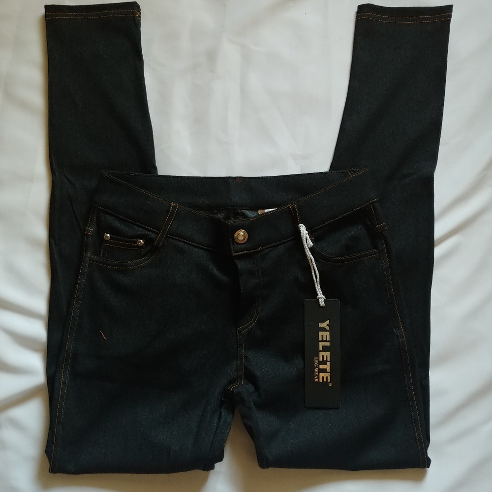 Yelete black denim Jeggings NWT